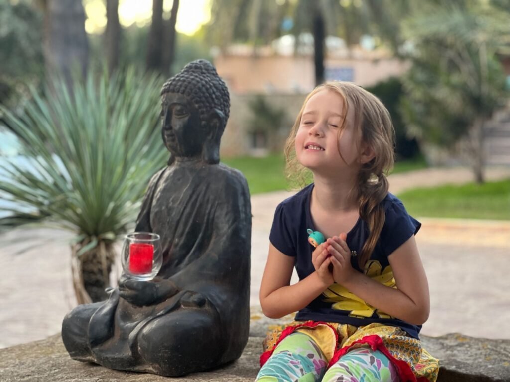 Amelia mit buddha